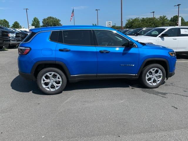 new 2024 Jeep Compass car, priced at $26,090