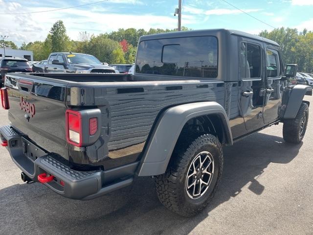 used 2021 Jeep Gladiator car, priced at $34,874