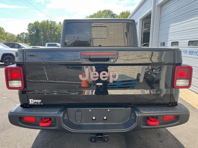 used 2021 Jeep Gladiator car, priced at $34,874