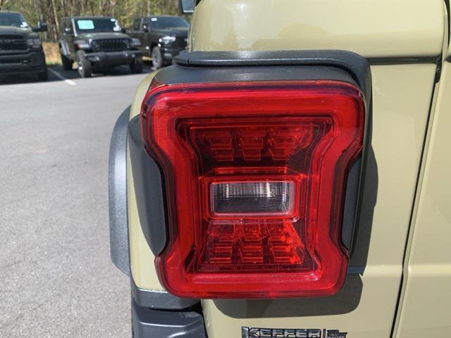 new 2025 Jeep Wrangler car, priced at $106,080