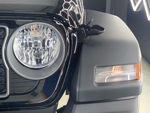 new 2025 Jeep Wrangler car, priced at $45,986