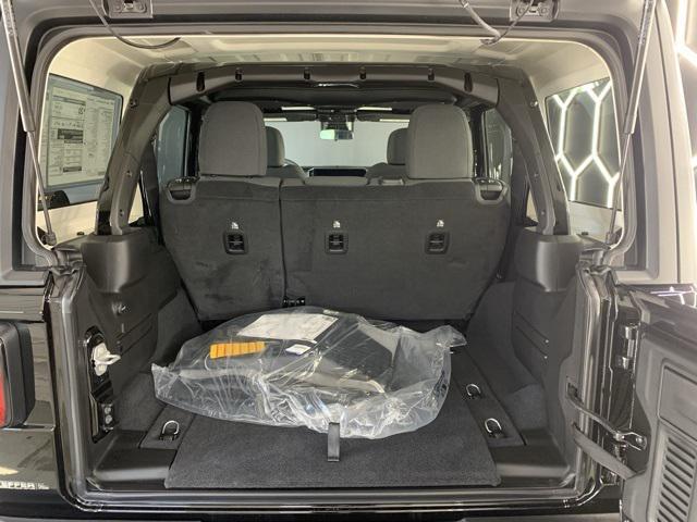 new 2025 Jeep Wrangler car, priced at $45,986