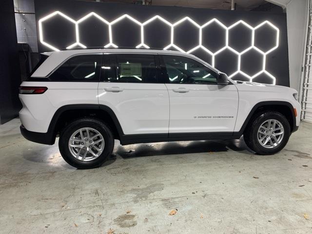 new 2025 Jeep Grand Cherokee car, priced at $35,634