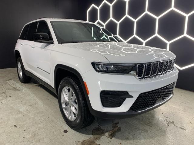 new 2025 Jeep Grand Cherokee car, priced at $35,634