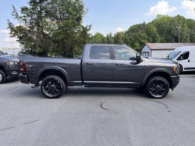 new 2024 Ram 3500 car, priced at $90,635