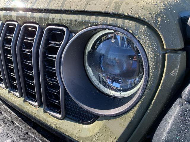 new 2025 Jeep Wrangler car, priced at $47,795