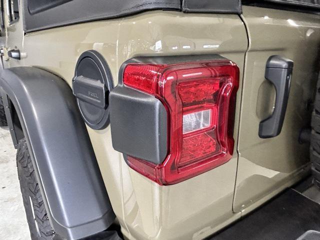 new 2025 Jeep Wrangler car, priced at $49,247