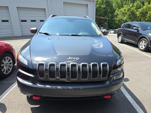 used 2015 Jeep Cherokee car, priced at $12,991