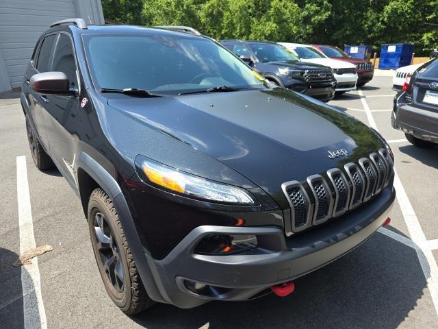 used 2015 Jeep Cherokee car, priced at $12,991