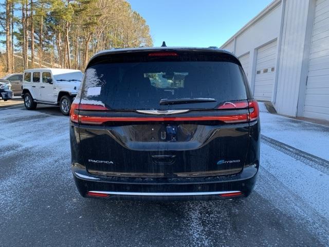 new 2025 Chrysler Pacifica Hybrid car, priced at $53,405