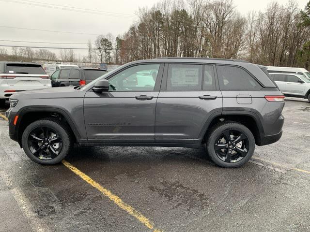 new 2025 Jeep Grand Cherokee car, priced at $48,999