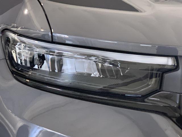 new 2025 Jeep Grand Cherokee car, priced at $49,191
