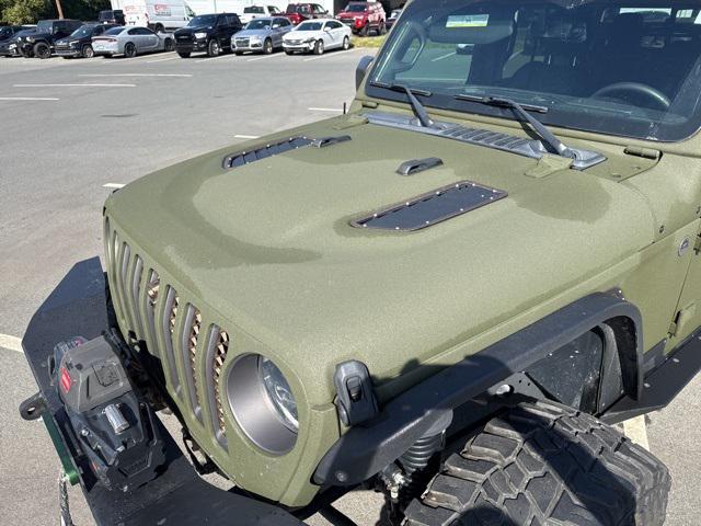 used 2023 Jeep Gladiator car, priced at $48,797
