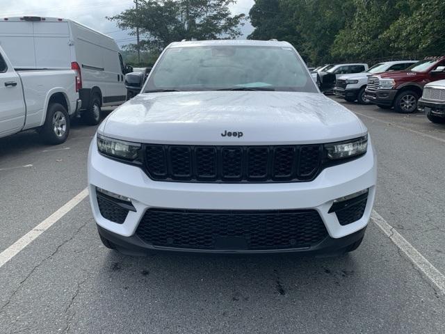 new 2025 Jeep Grand Cherokee car, priced at $50,360