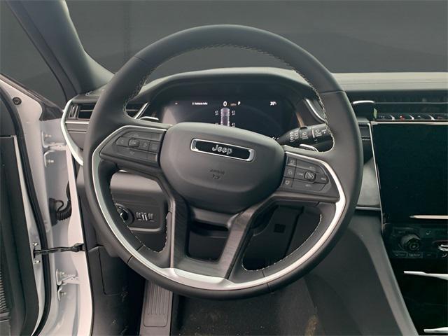 new 2025 Jeep Grand Cherokee car, priced at $47,404