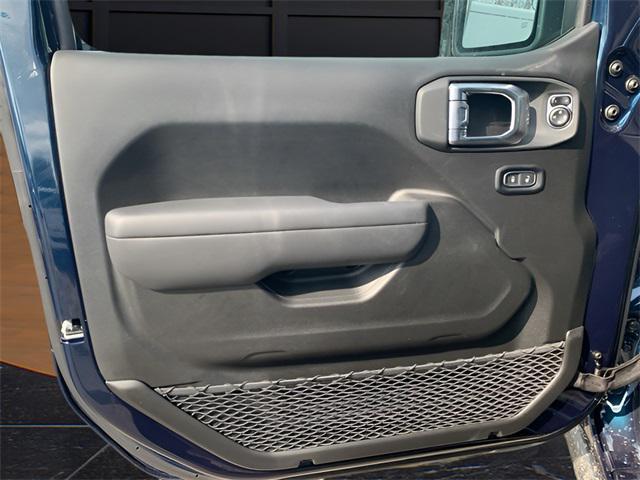 new 2025 Jeep Wrangler car, priced at $54,895