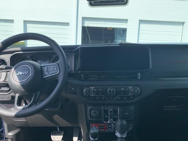 new 2025 Jeep Wrangler car, priced at $54,021