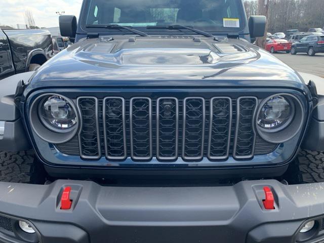new 2025 Jeep Wrangler car, priced at $54,021