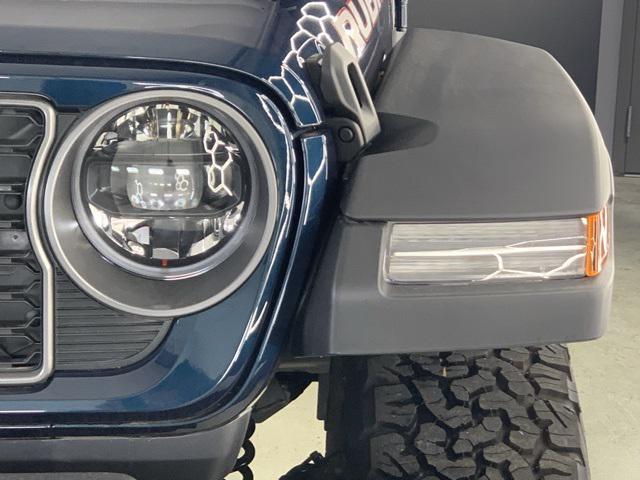new 2025 Jeep Wrangler car, priced at $56,527