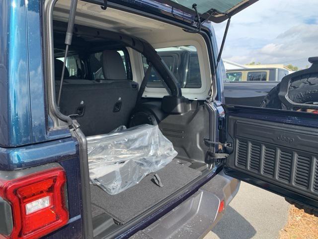 new 2025 Jeep Wrangler car, priced at $54,021