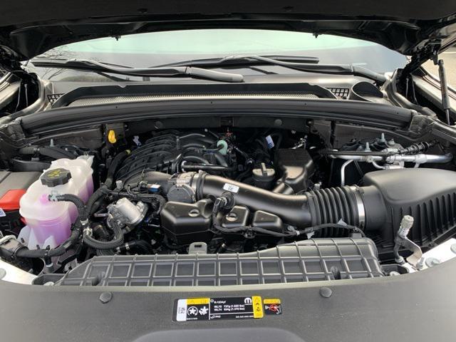 new 2025 Jeep Grand Cherokee car, priced at $47,984