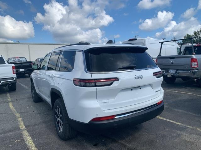 new 2025 Jeep Grand Cherokee car, priced at $36,488