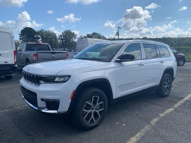 new 2025 Jeep Grand Cherokee car, priced at $36,488