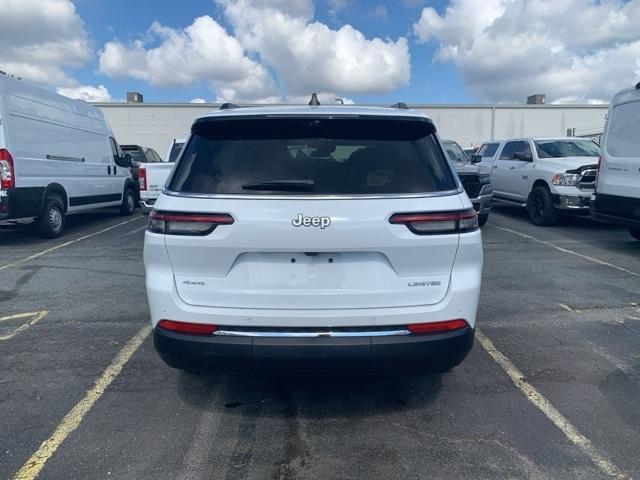 new 2025 Jeep Grand Cherokee car, priced at $36,488