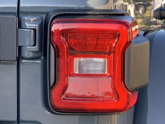 new 2025 Jeep Wrangler car, priced at $104,456