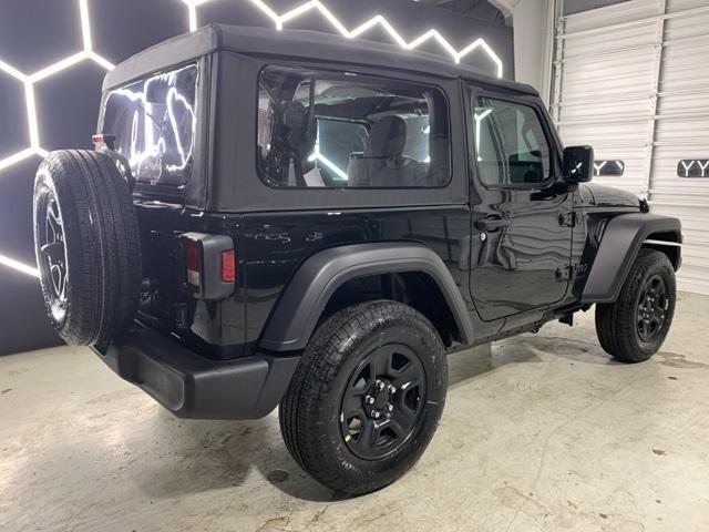 new 2025 Jeep Wrangler car, priced at $32,755