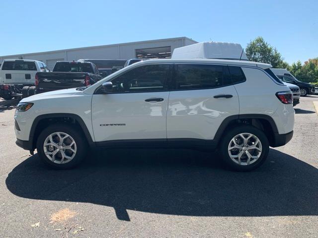 new 2024 Jeep Compass car, priced at $25,495