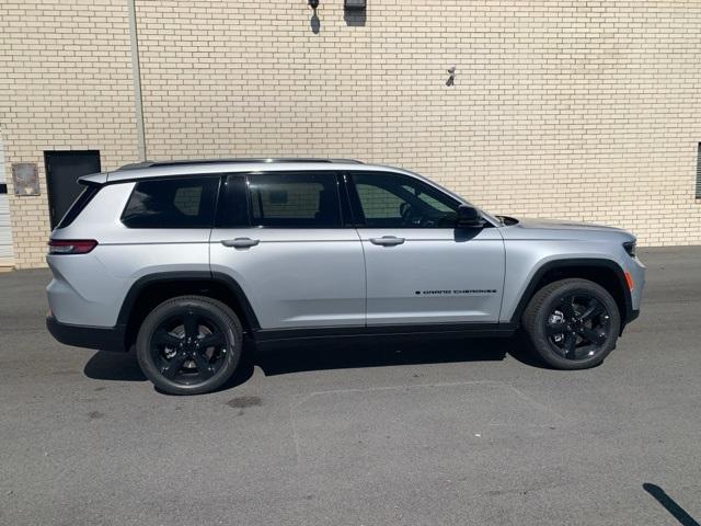 new 2025 Jeep Grand Cherokee L car, priced at $55,020