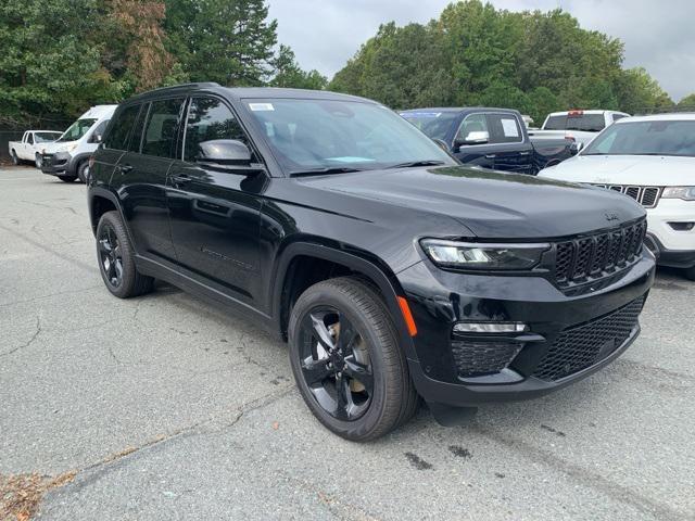 new 2025 Jeep Grand Cherokee car, priced at $49,650