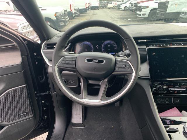 new 2025 Jeep Grand Cherokee car, priced at $49,650
