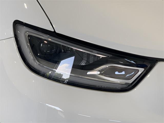 new 2024 Chrysler Pacifica car, priced at $51,622