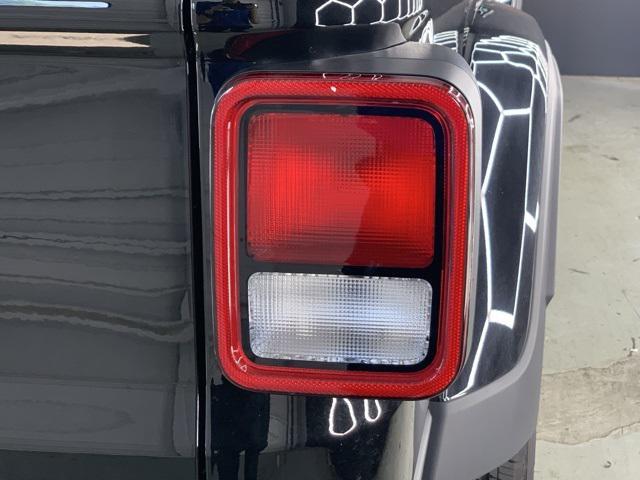 new 2024 Jeep Gladiator car, priced at $47,841