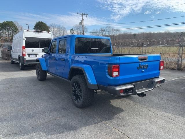 new 2025 Jeep Gladiator car, priced at $42,575