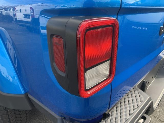 new 2025 Jeep Gladiator car, priced at $42,075