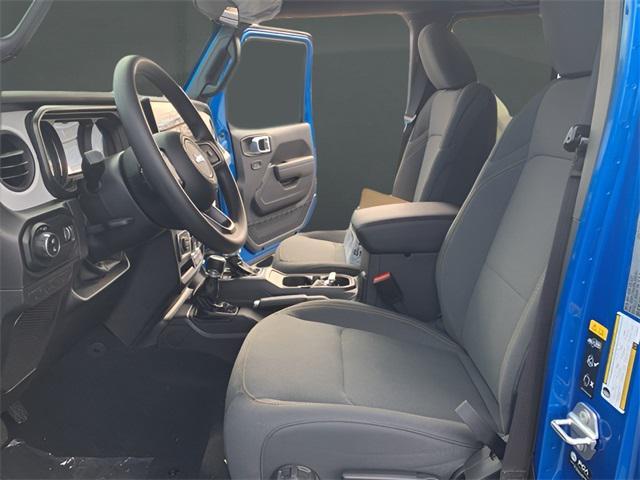 new 2025 Jeep Gladiator car, priced at $38,454