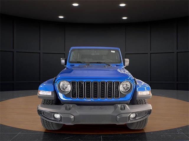 new 2025 Jeep Gladiator car, priced at $38,454