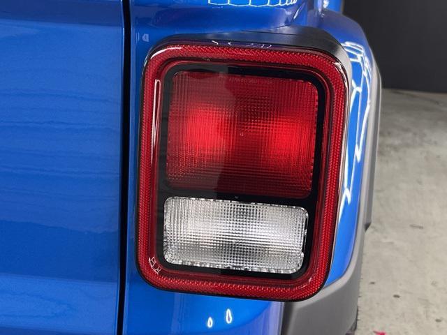 new 2025 Jeep Gladiator car, priced at $42,140