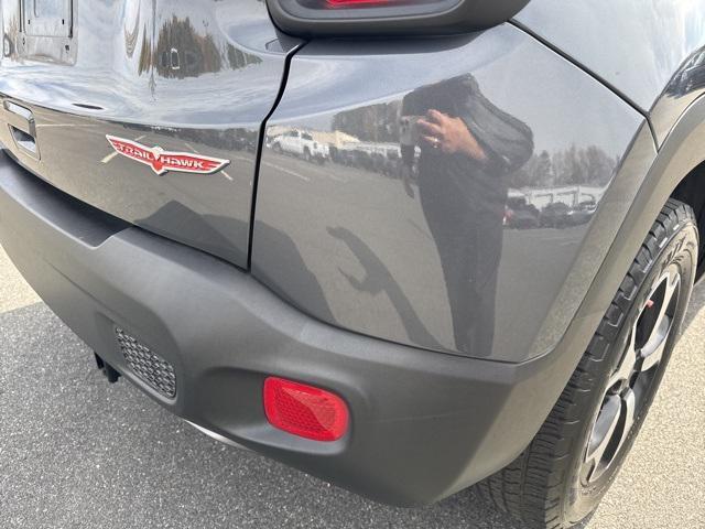 used 2022 Jeep Renegade car, priced at $23,491