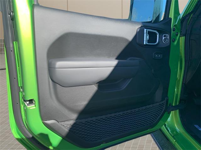 new 2025 Jeep Gladiator car, priced at $55,730