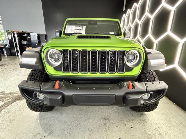 new 2025 Jeep Gladiator car, priced at $50,621