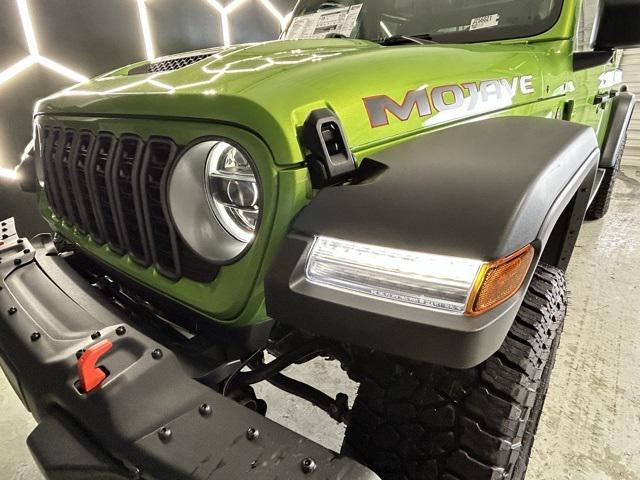 new 2025 Jeep Gladiator car, priced at $50,621