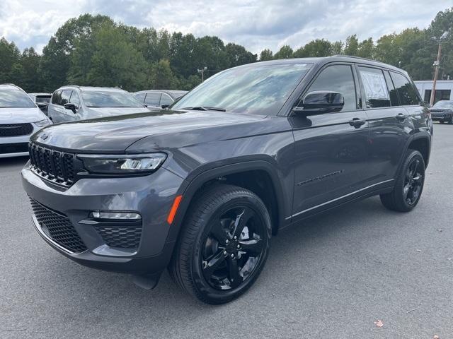 new 2025 Jeep Grand Cherokee car, priced at $43,488