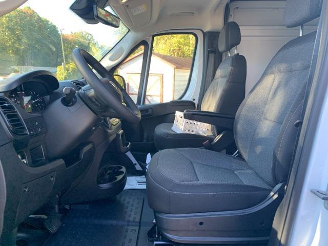 new 2025 Ram ProMaster 2500 car, priced at $48,286
