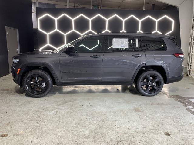 new 2025 Jeep Grand Cherokee L car, priced at $50,082