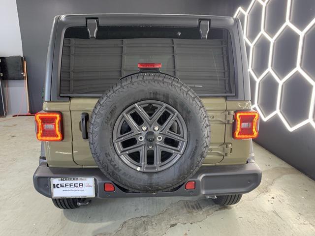 new 2025 Jeep Wrangler car, priced at $47,481