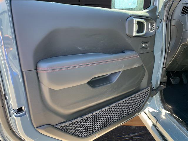 new 2025 Jeep Wrangler car, priced at $57,107
